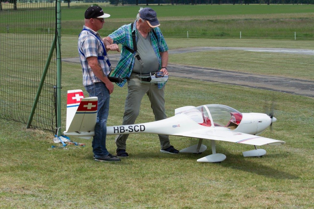 Vorbereitungen zum Seglerschlepp